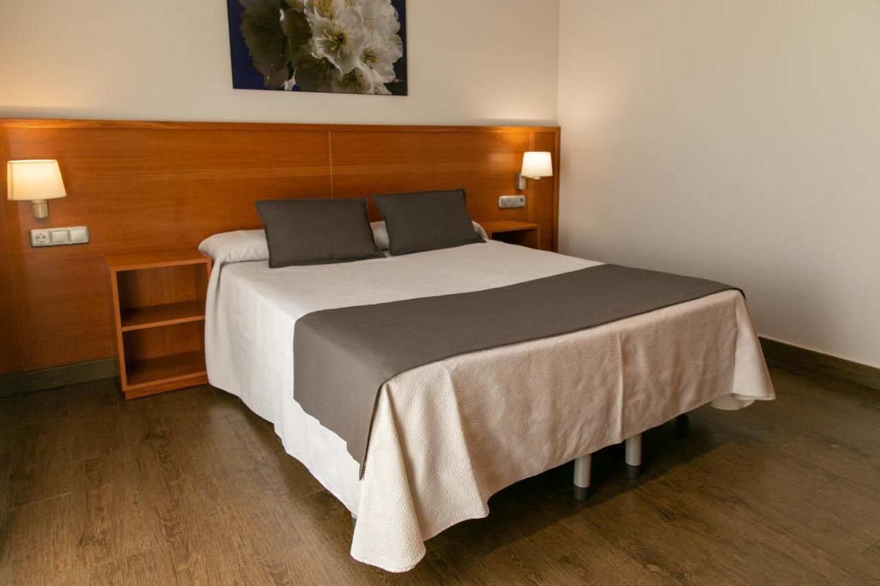 Aparthotel Cal Marçal Puig-reig Dış mekan fotoğraf