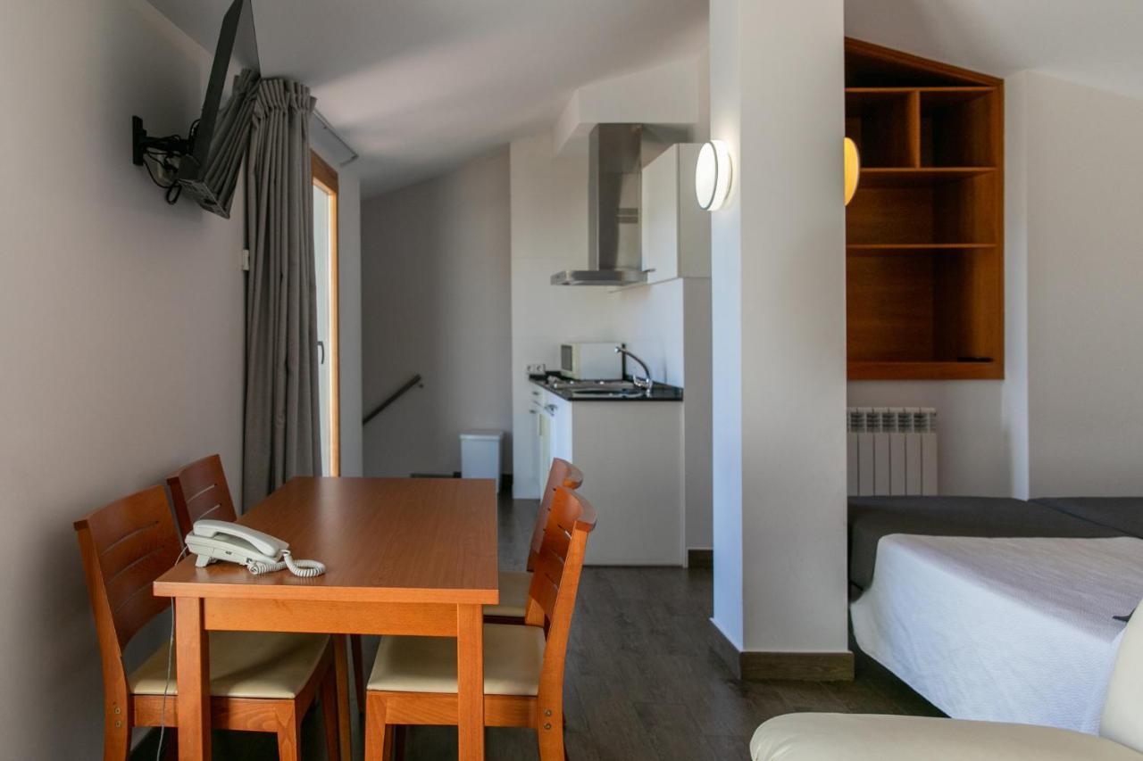 Aparthotel Cal Marçal Puig-reig Dış mekan fotoğraf