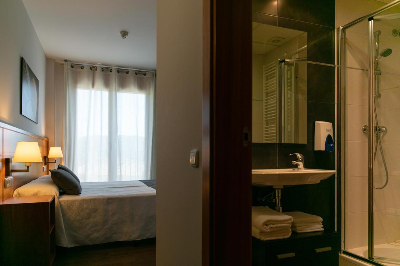 Aparthotel Cal Marçal Puig-reig Dış mekan fotoğraf