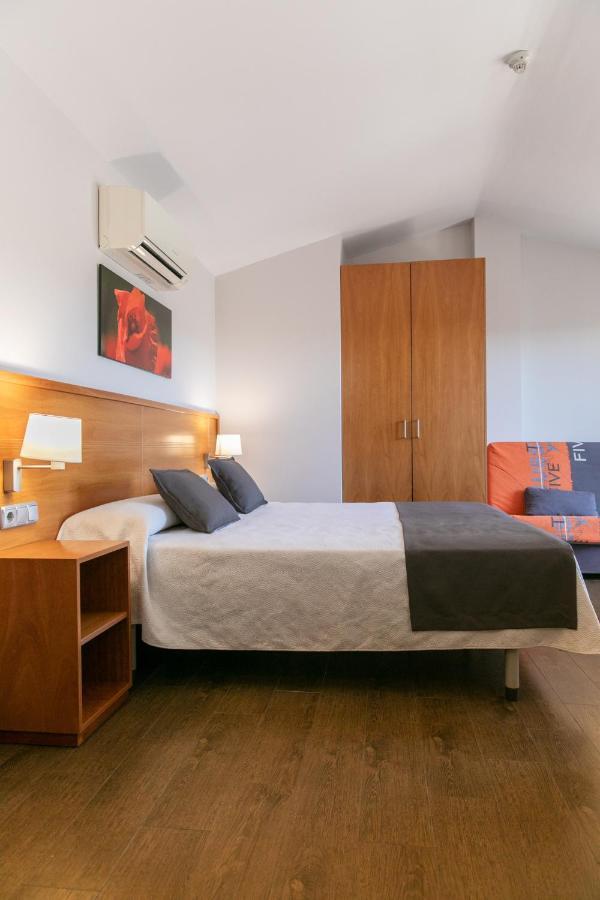 Aparthotel Cal Marçal Puig-reig Dış mekan fotoğraf